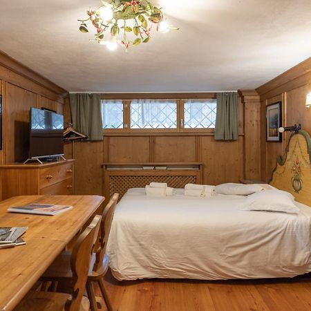 Faloria Studio Apartment Cortina dʼAmpezzo Extérieur photo