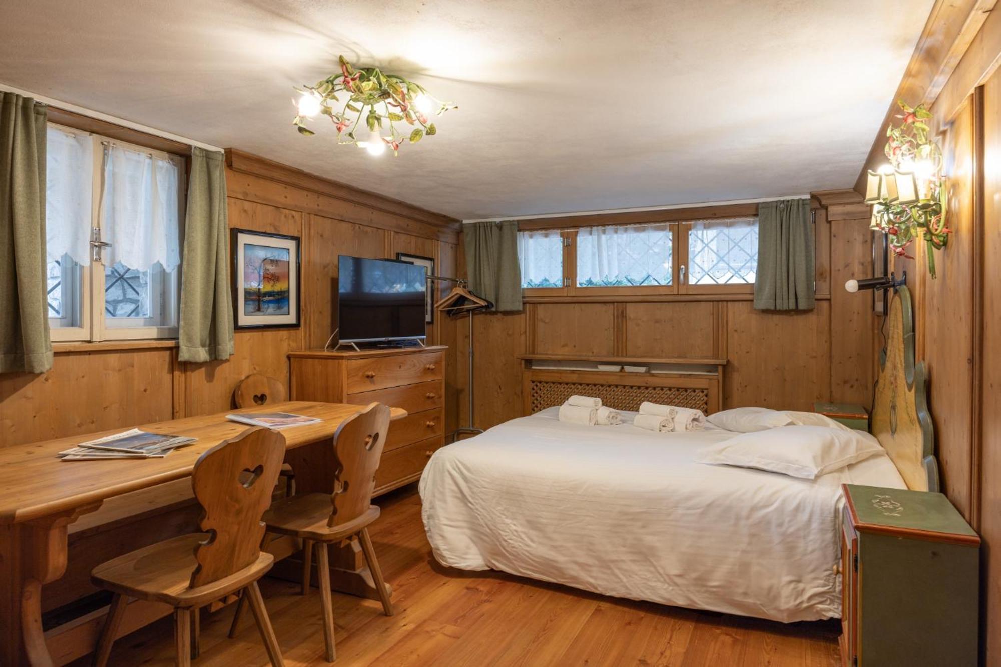 Faloria Studio Apartment Cortina dʼAmpezzo Extérieur photo
